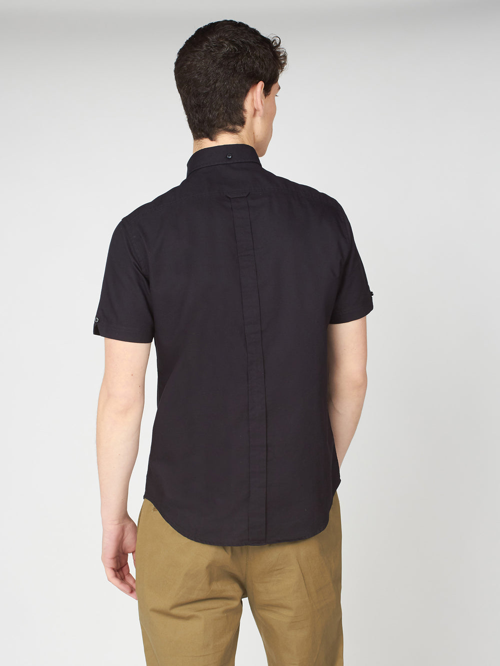 Short-Sleeve Signature Oxford Shirt - Barely Black