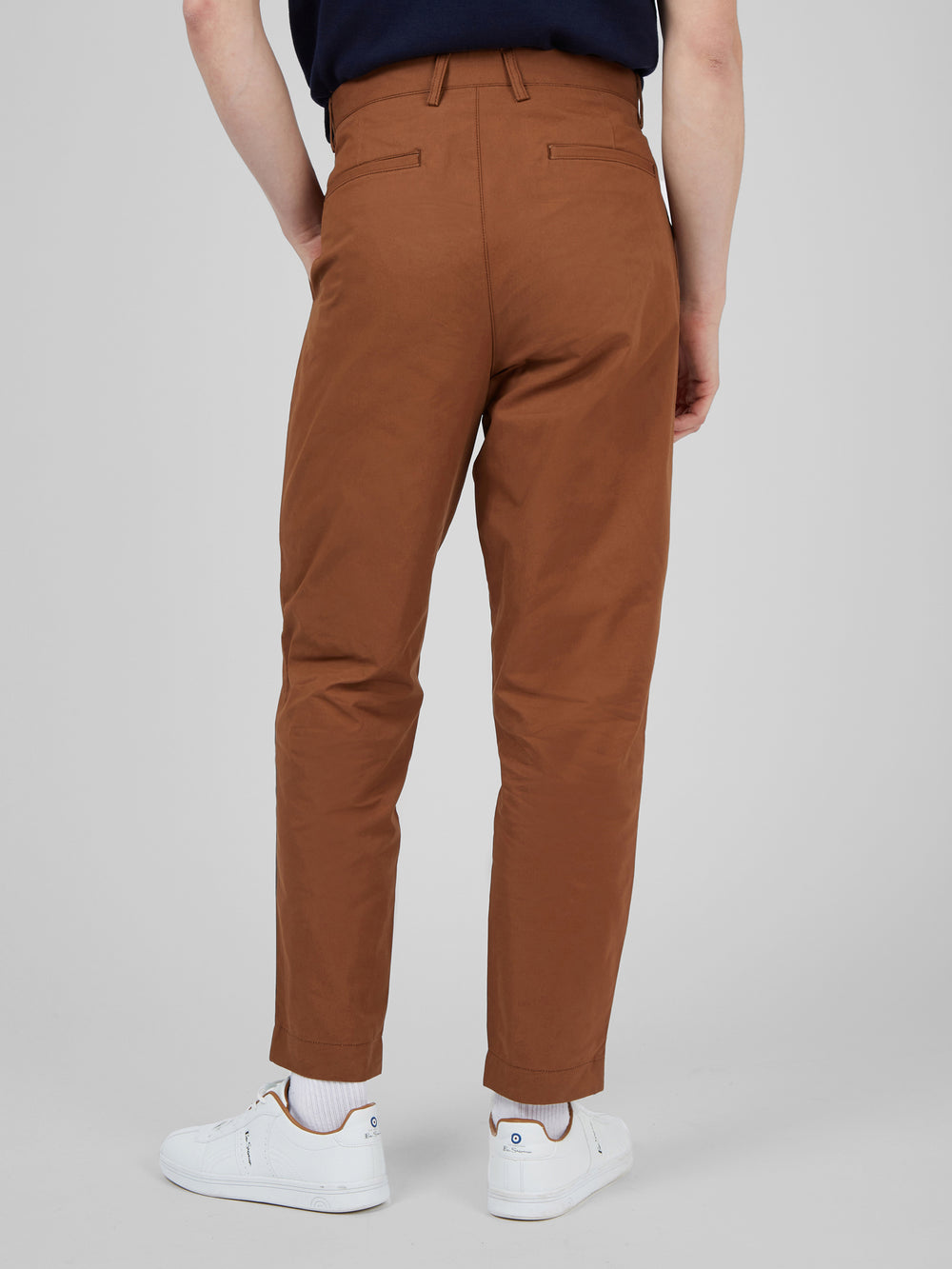 Twill Relaxed-Taper Pleated Trouser - Tan
