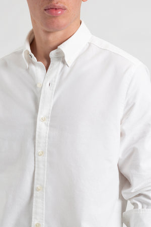 St. Ives Resort Oxford Garment Dye Organic Shirt - White